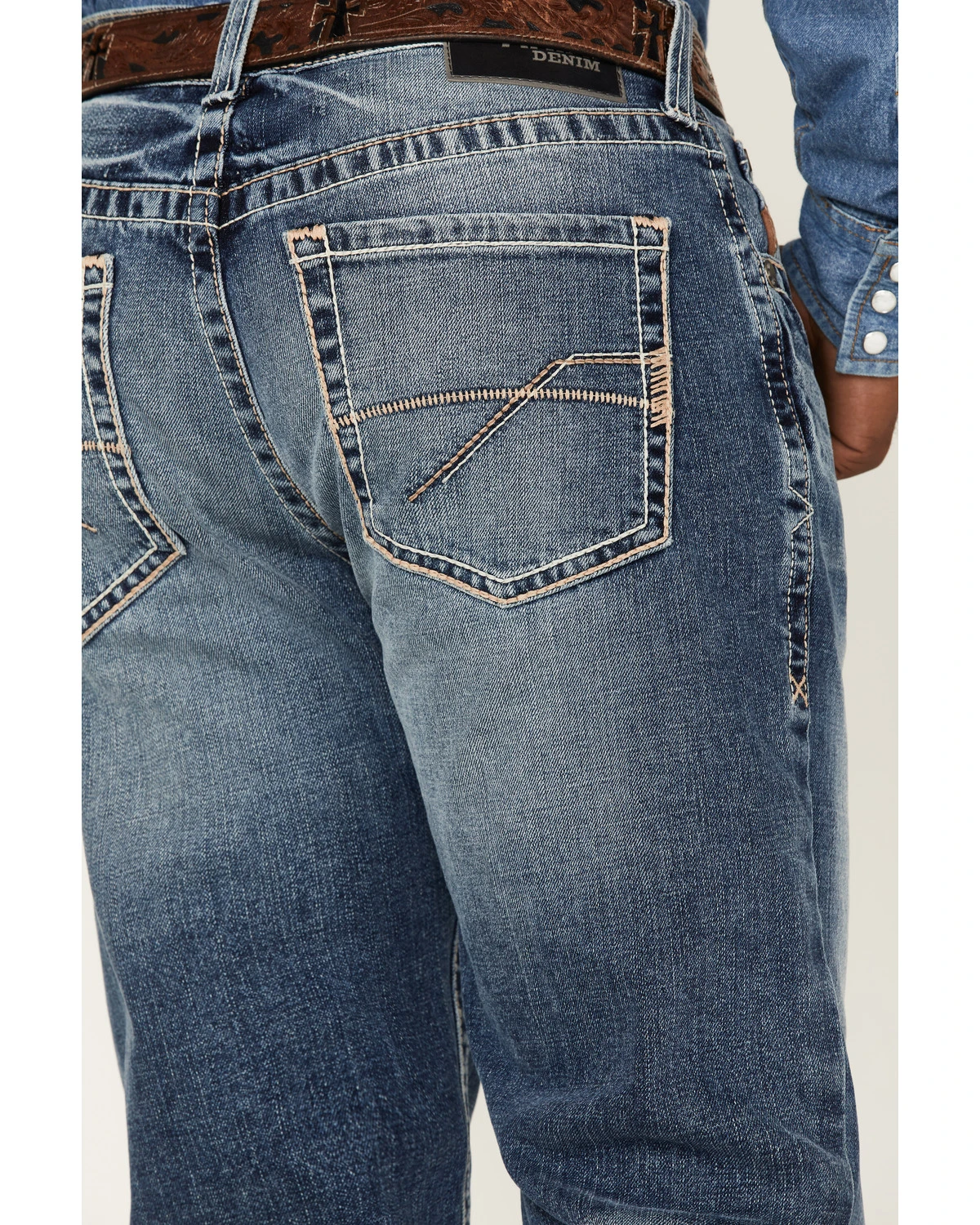 Ariat Men's M2 Dakota Wilson Medium Wash Stretch Relaxed Stackable Bootcut Jeans 4 Ariat Men's M2 Dakota Wilson Medium Wash Stretch Relaxed Stackable Bootcut Jeans - Image 4